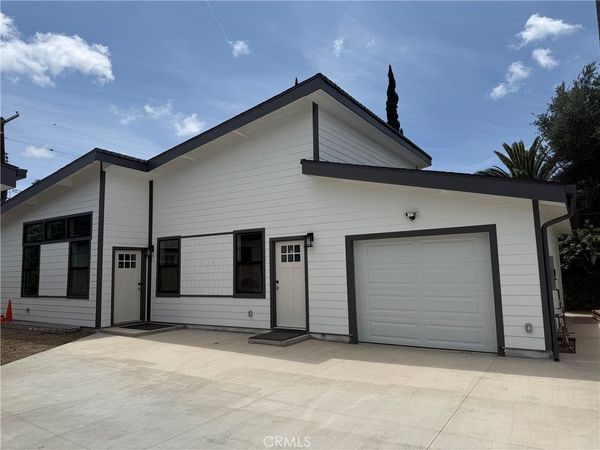 6534 Shoup, West Hills, CA 91307