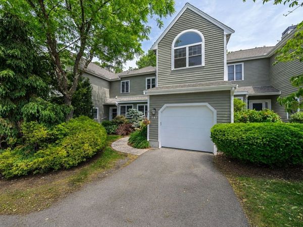 281 Bishops Forest Drive, Unit 281, Waltham, MA 02452
