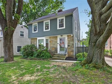 3525 Edison Road, Cleveland Heights, OH 44121