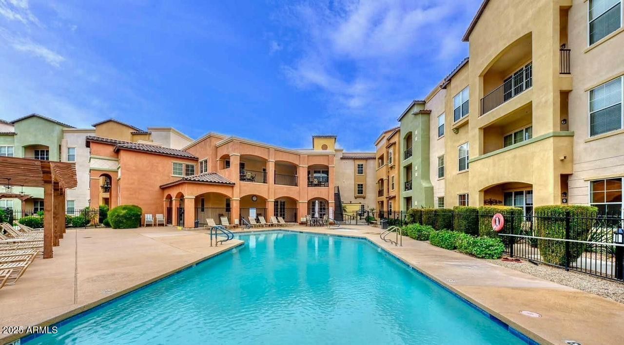 14575 W Mountain View Boulevard, Unit 11312, Surprise, AZ 85374 Main Photo