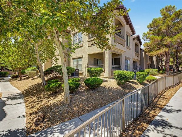 8250 N GRAND CANYON Drive , Unit 2158, Las Vegas, NV 89166