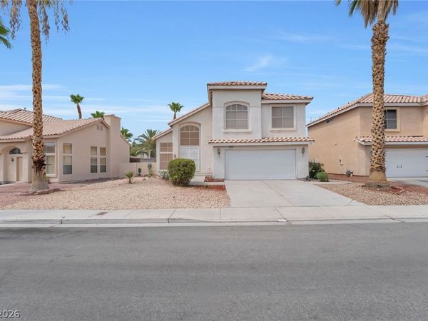 2930 Seasons Avenue, Henderson, NV 89074