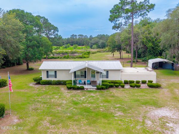 8082 BLAZING STAR Road, Melrose, FL 32666