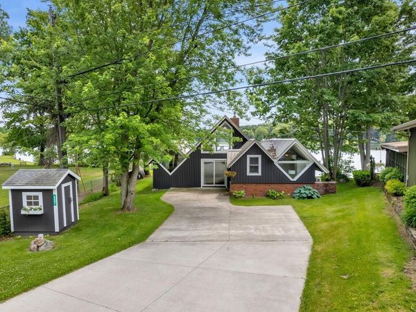 6501 Schmeid Road, Lakeview, MI 48850