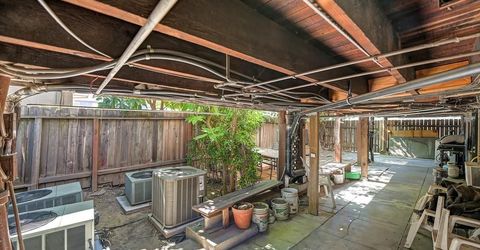815 17th St, Sacramento, CA 95811 Photo