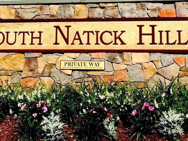 15 Morgan Dr, Unit 205, Natick, MA 01760