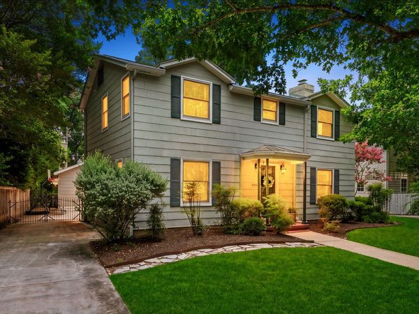 405 Canterbury Hill, Terrell Hills, TX 78209