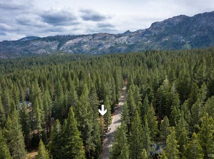 1863 Normuk Street, South Lake Tahoe, CA 96150 Photo