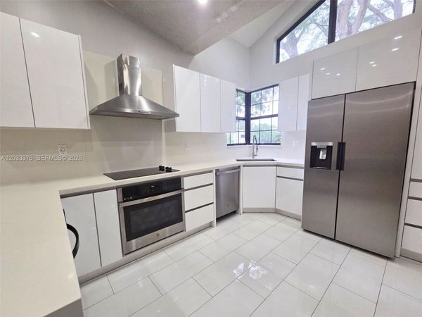 Unit 205-6, Miami Lakes, FL 33014