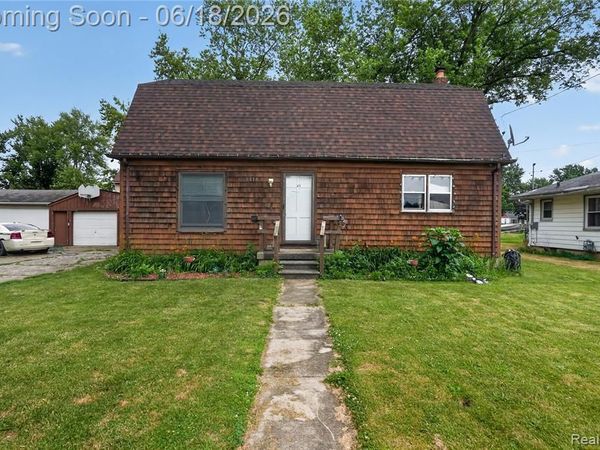 3818 N Averill Avenue, Flint, MI 48506