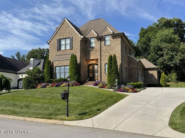 12533 Daisy Field Lane, Farragut, TN 37934