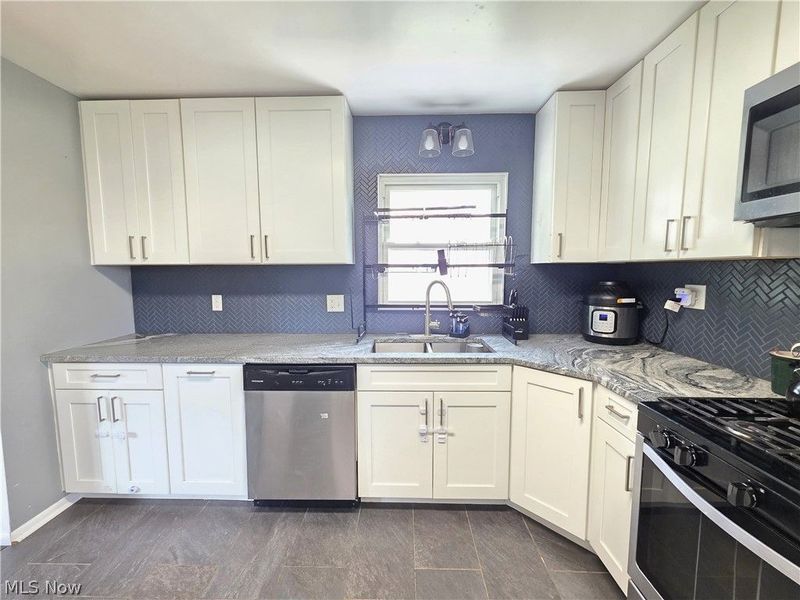 3205 Starlite Drive NW, Warren, OH 44485 Photo 11