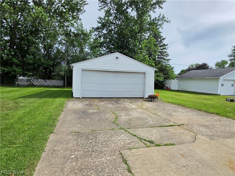 3205 Starlite Drive NW, Warren, OH 44485 Photo 3