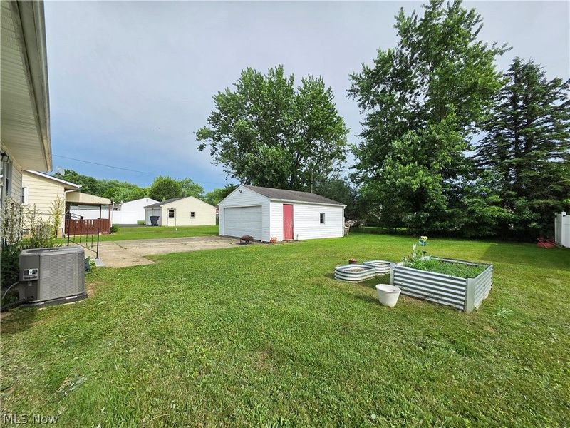 3205 Starlite Drive NW, Warren, OH 44485 Photo 4