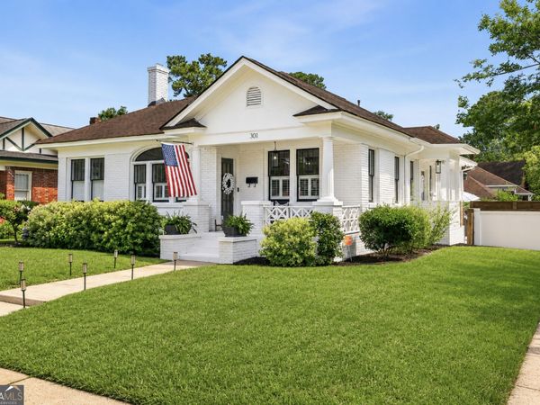 301 E 51st, Savannah, GA 31405