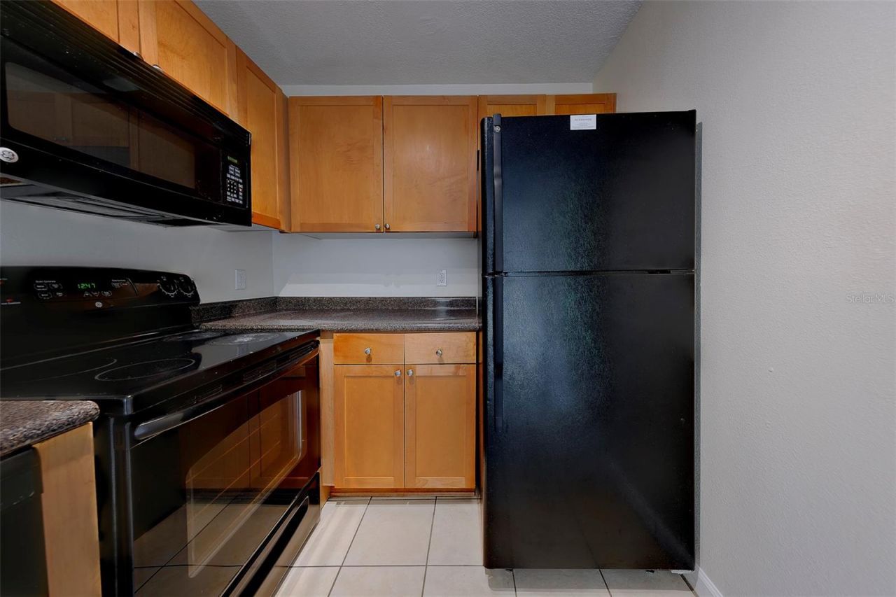 222 Pompano Drive Se, Unit H, Saint Petersburg, FL 33705 Photo