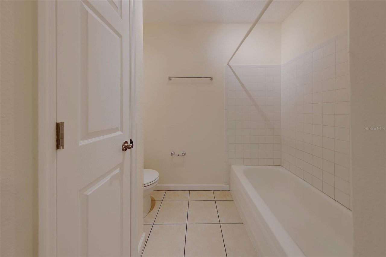 222 Pompano Drive Se, Unit H, Saint Petersburg, FL 33705 Photo