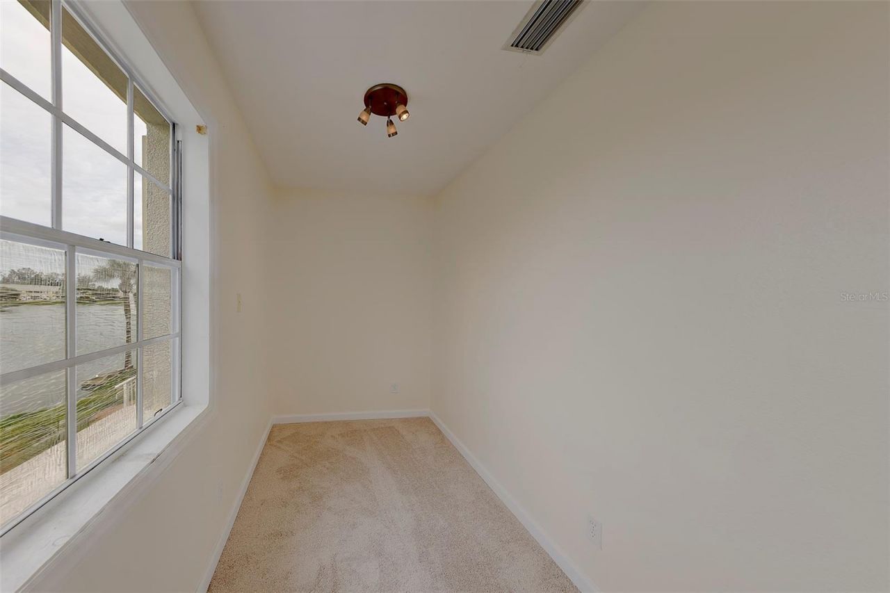 222 Pompano Drive Se, Unit H, Saint Petersburg, FL 33705 Photo