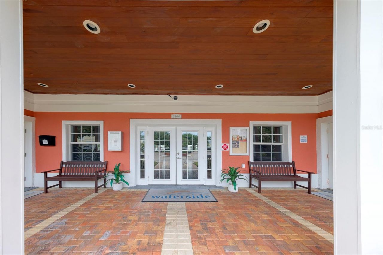 222 Pompano Drive Se, Unit H, Saint Petersburg, FL 33705 Photo