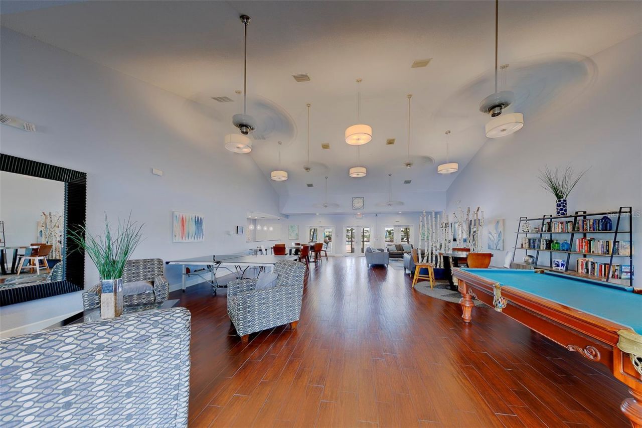 222 Pompano Drive Se, Unit H, Saint Petersburg, FL 33705 Photo