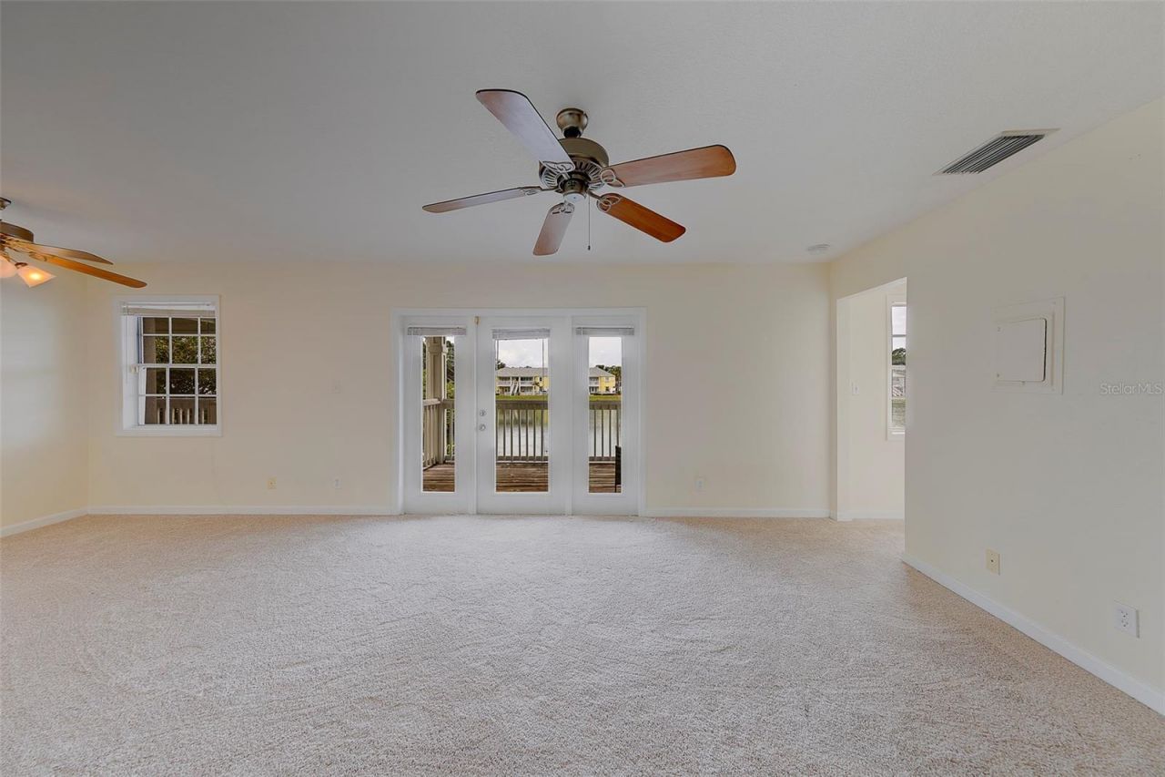 222 Pompano Drive Se, Unit H, Saint Petersburg, FL 33705 Photo