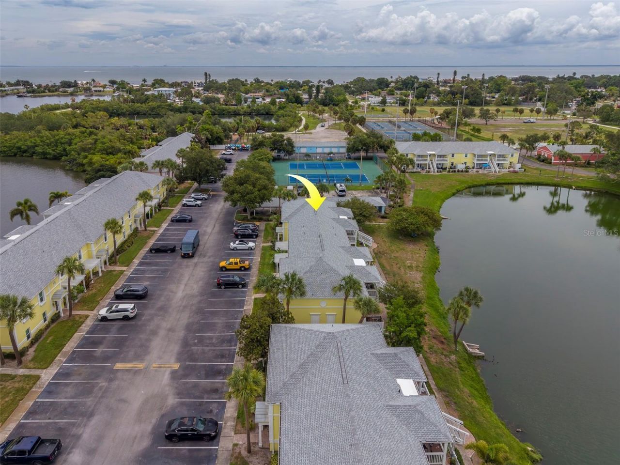 222 Pompano Drive Se, Unit H, Saint Petersburg, FL 33705 Photo