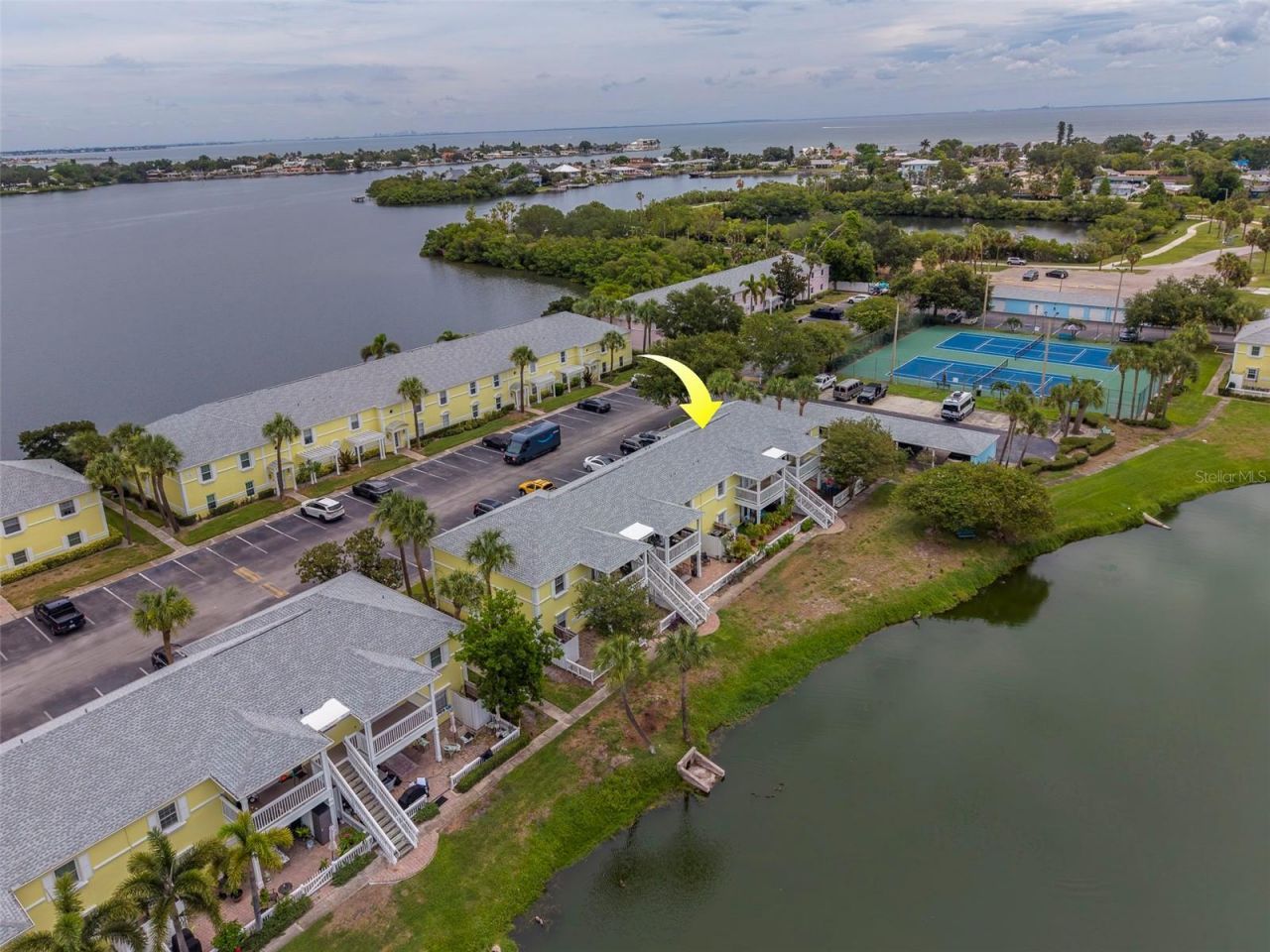 222 Pompano Drive Se, Unit H, Saint Petersburg, FL 33705 Photo