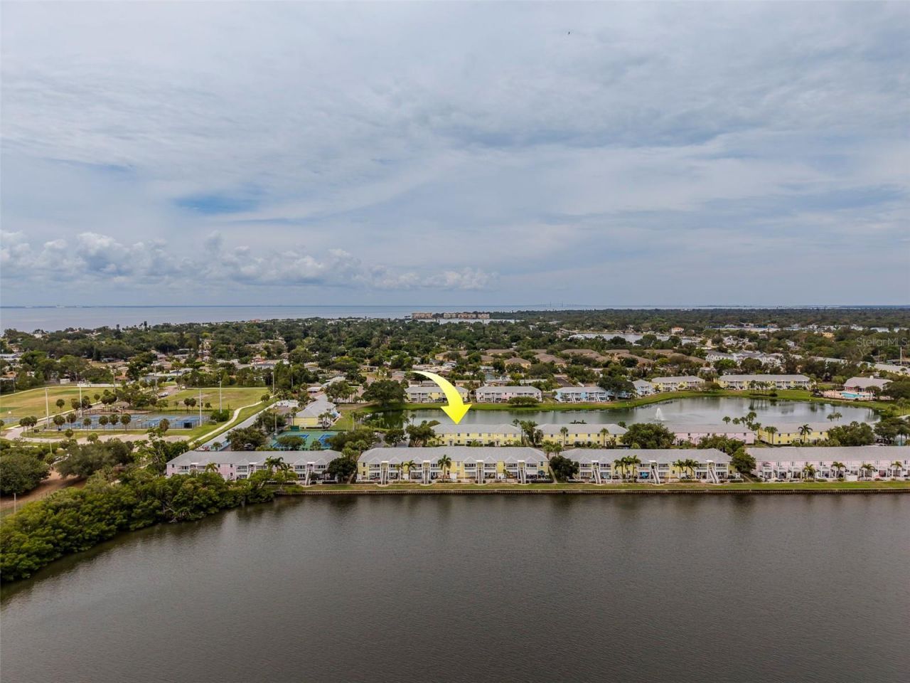 222 Pompano Drive Se, Unit H, Saint Petersburg, FL 33705 Photo