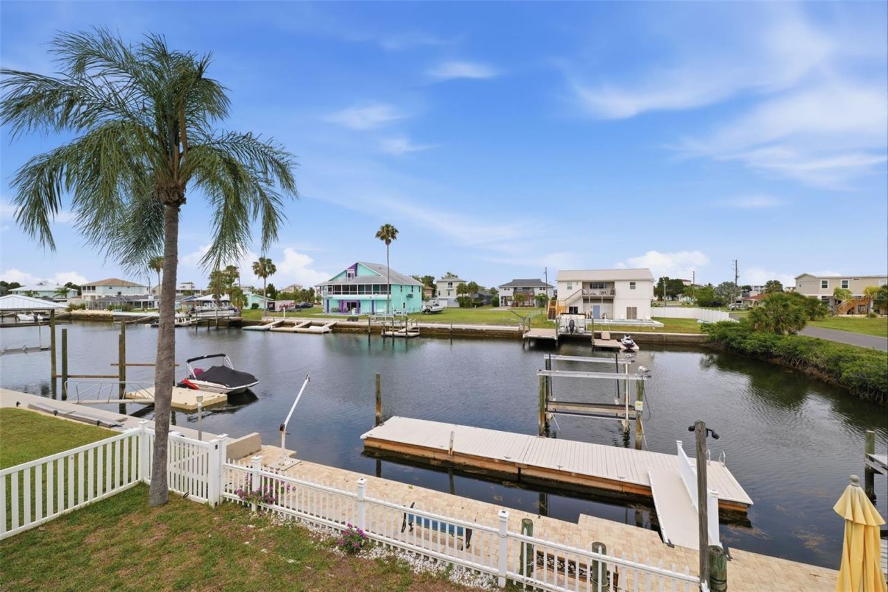 4262 Paradise Circle , Hernando Beach, FL 34607 Photo