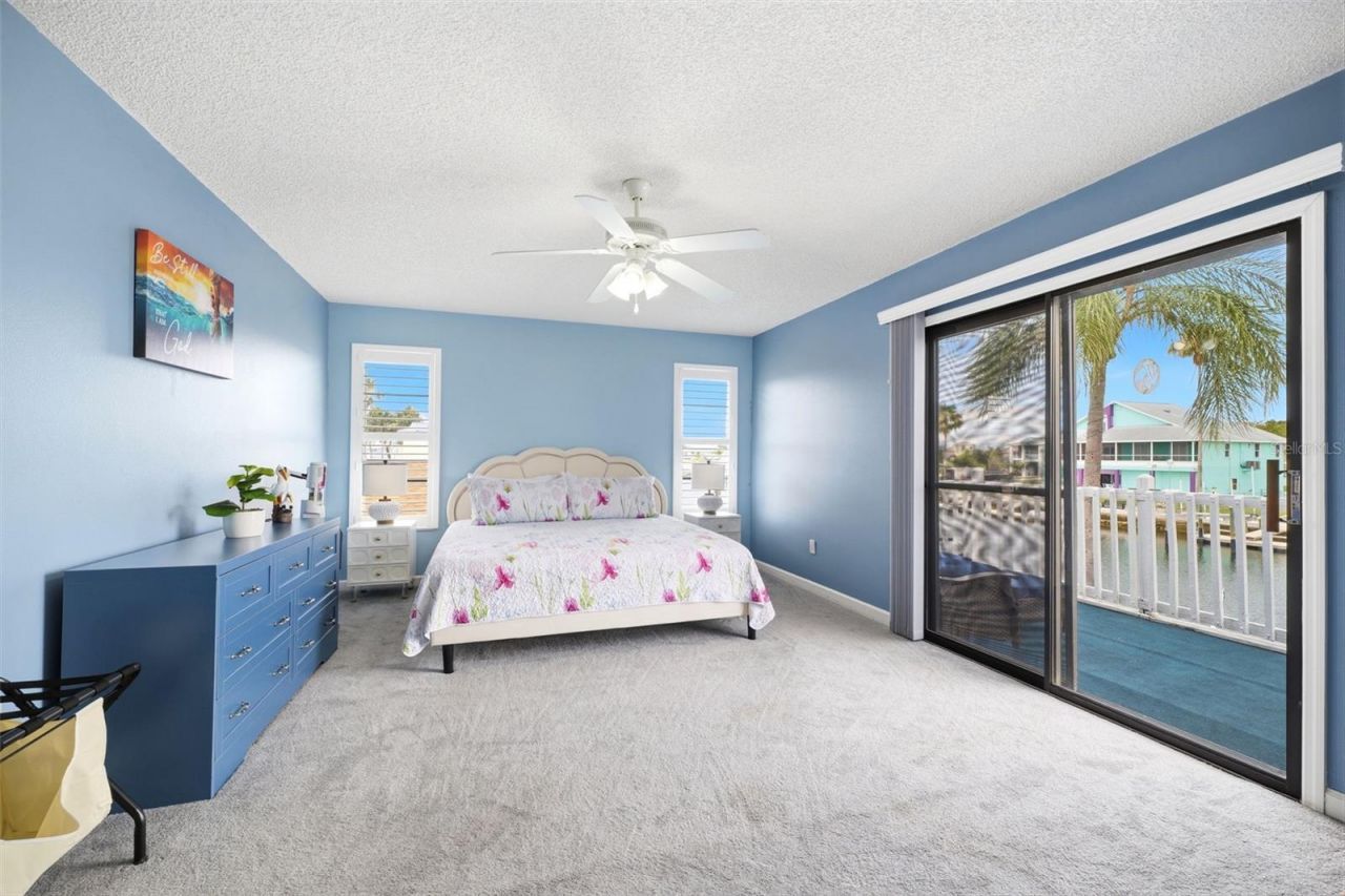 4262 Paradise Circle , Hernando Beach, FL 34607 Photo