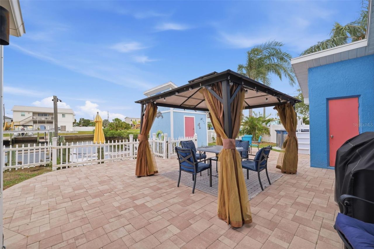 4262 Paradise Circle , Hernando Beach, FL 34607 Photo