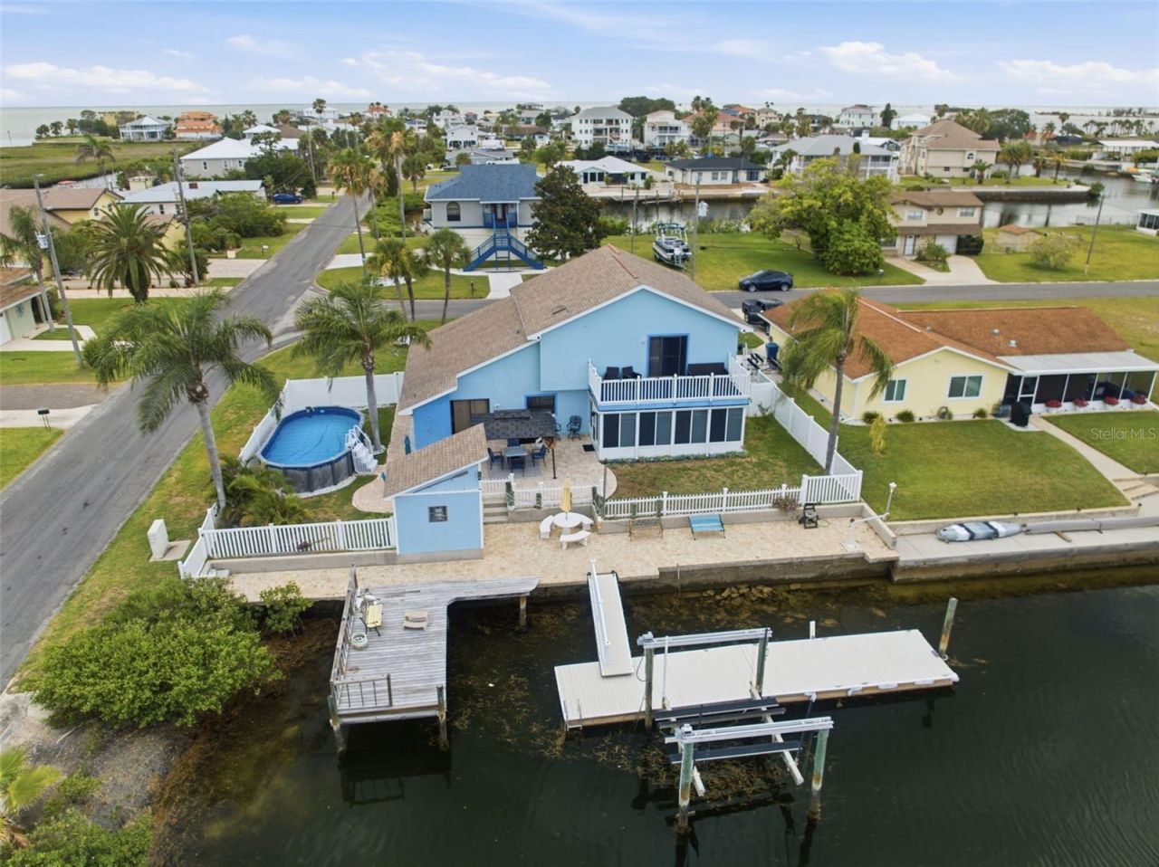 4262 Paradise Circle , Hernando Beach, FL 34607 Photo
