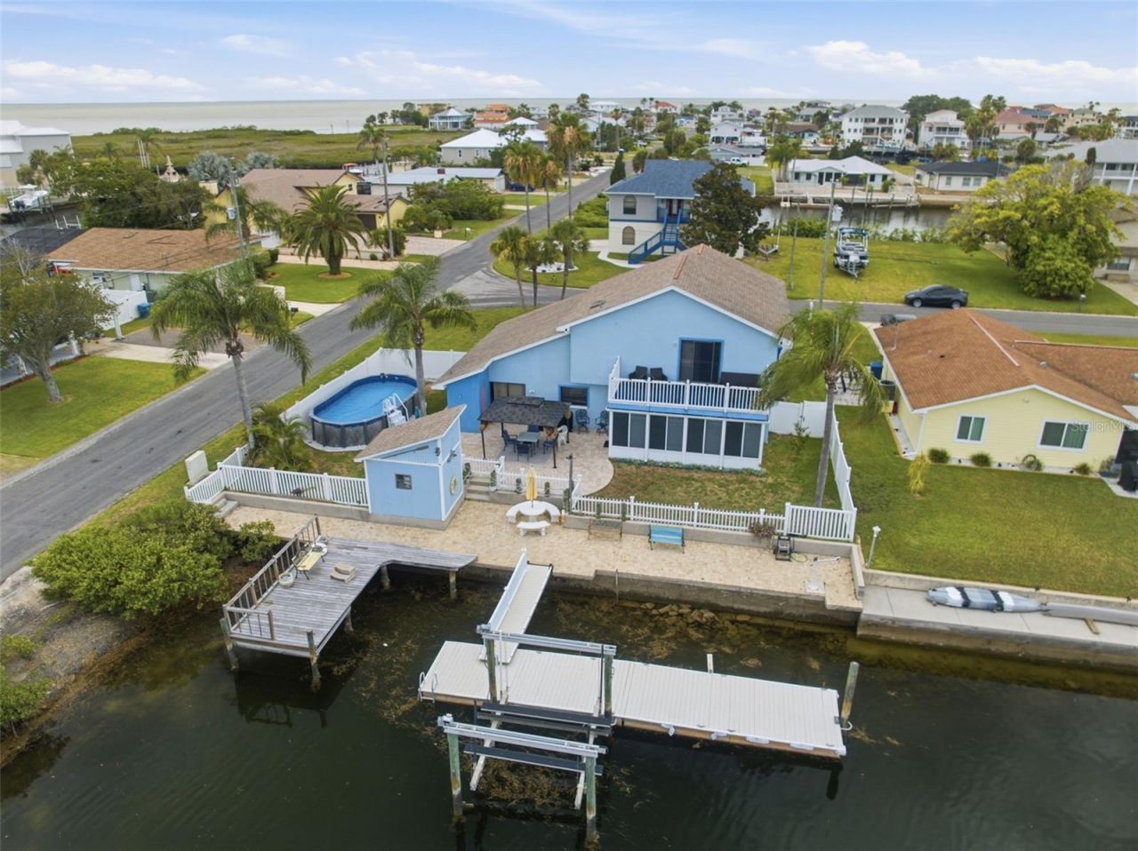 4262 Paradise Circle , Hernando Beach, FL 34607 Photo