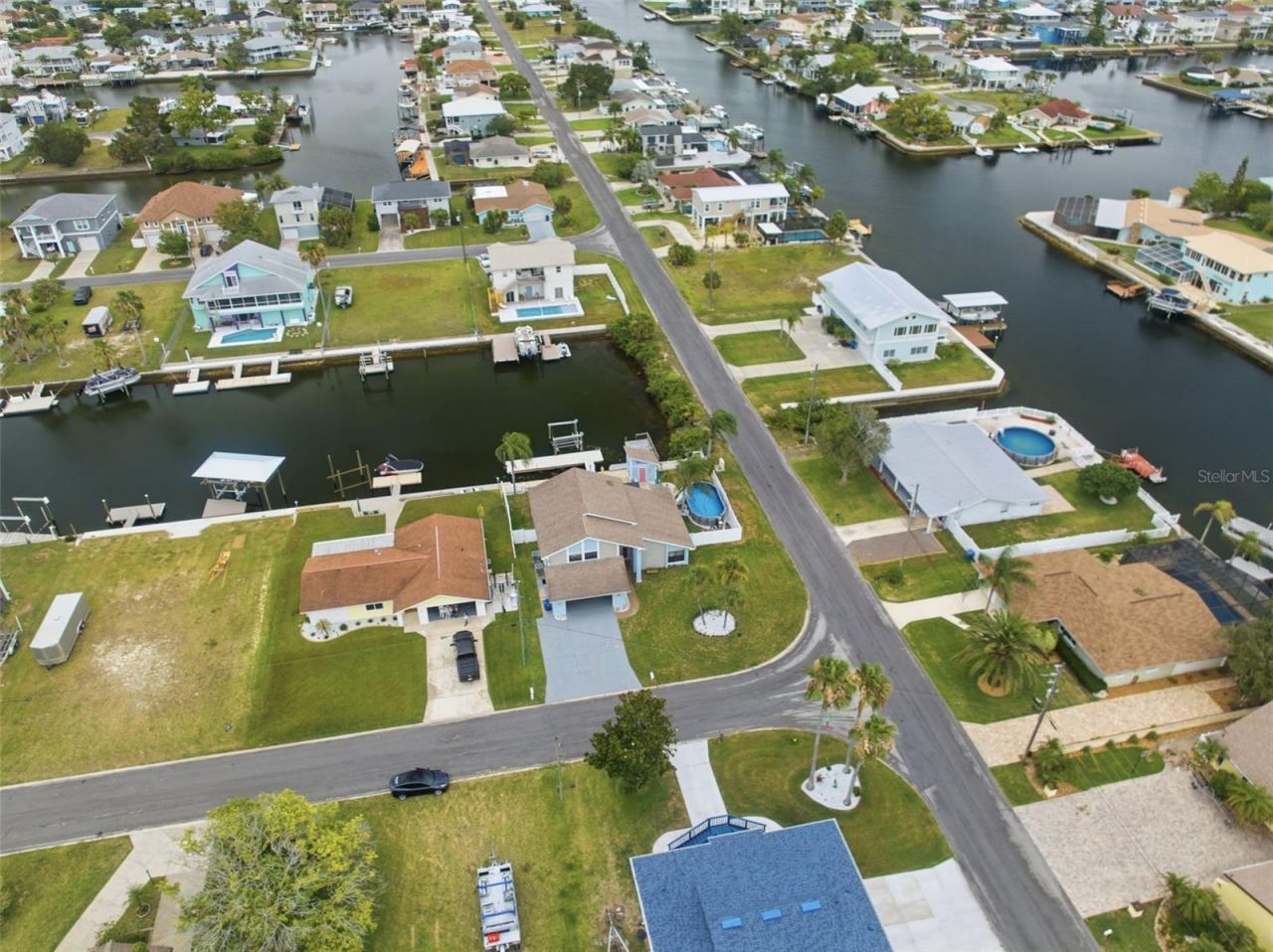 4262 Paradise Circle , Hernando Beach, FL 34607 Photo