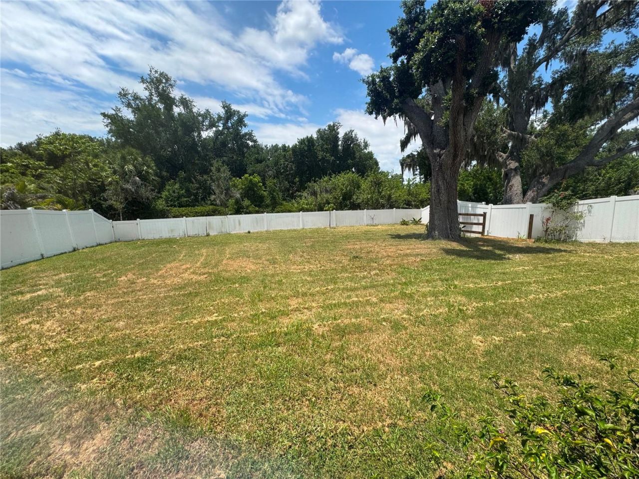 7023 57th Terrace E, Palmetto, FL 34221 Photo