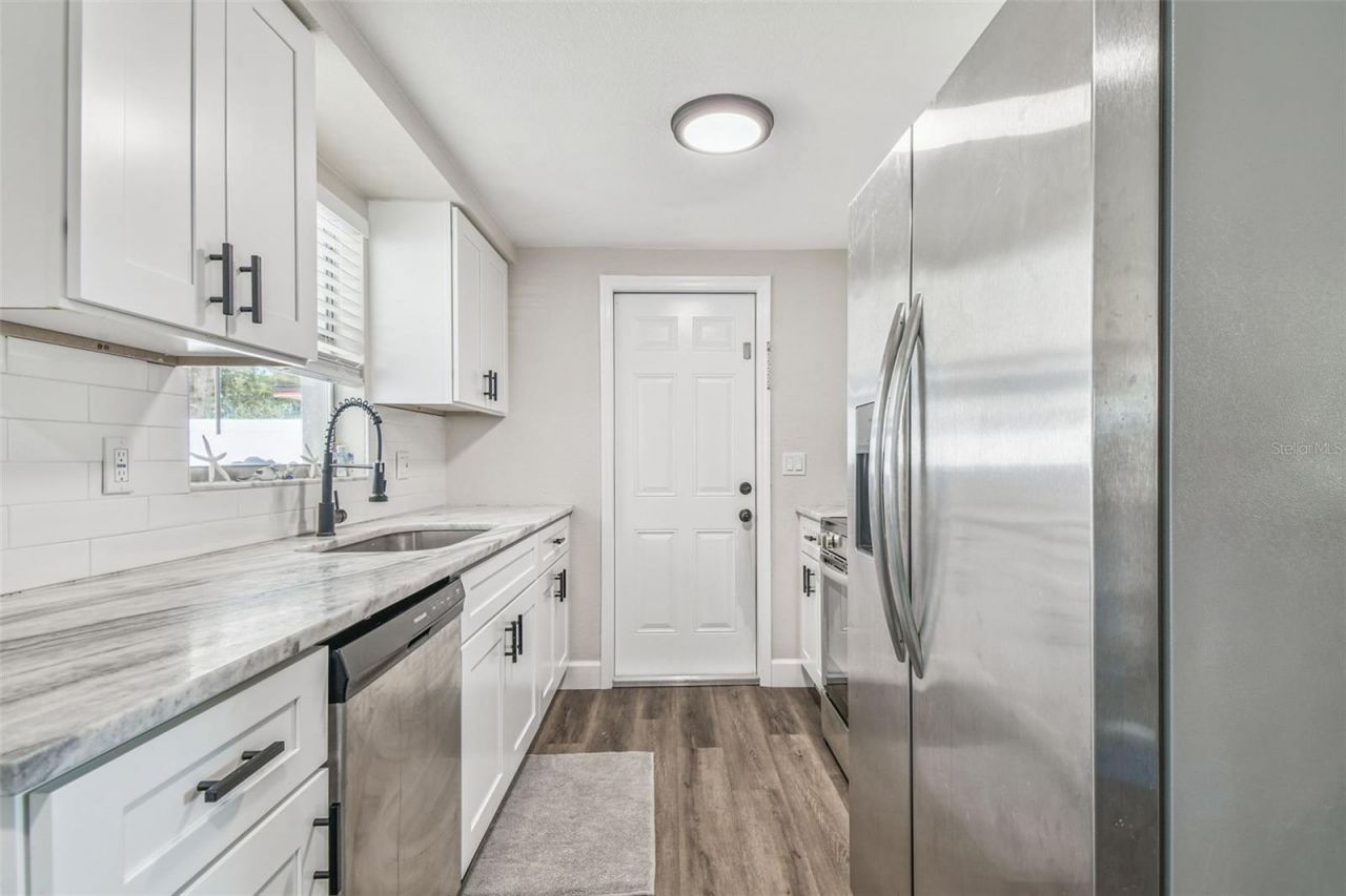6743 Knightsbridge Drive, New Port Richey, FL 34653 Photo