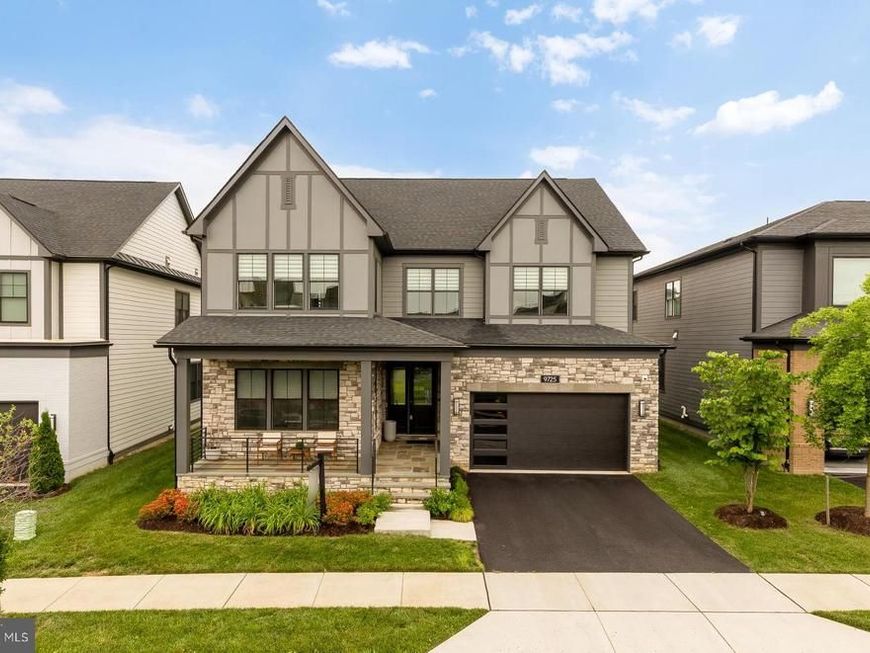 9725 Lantana Way, Bethesda, MD 20817 Main Photo