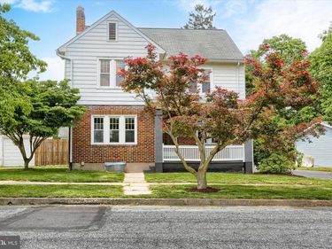 4 OAKLEIGH AVENUE , HARRISBURG, PA 17111