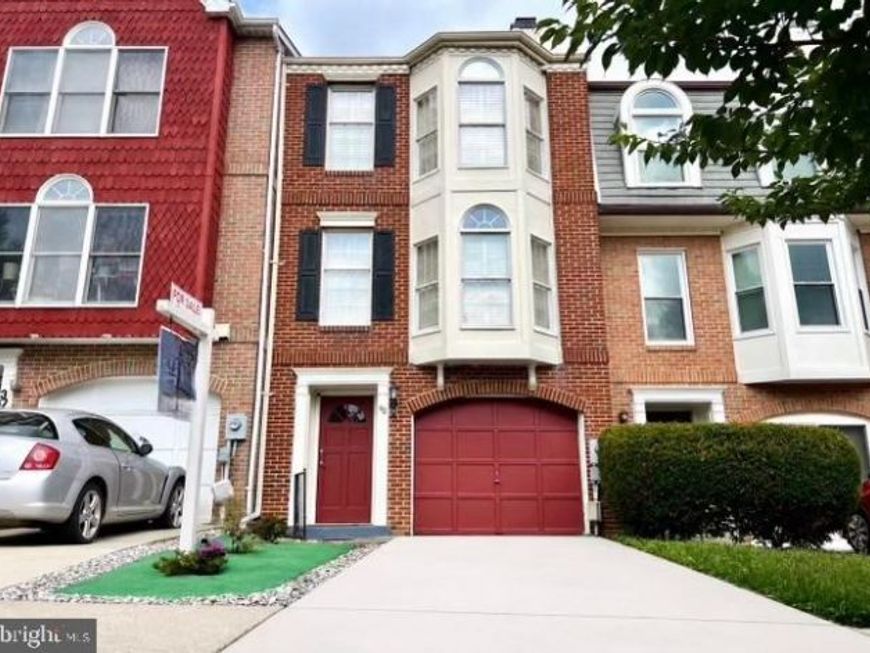 40 Victoria Square, Frederick, MD 21702 Main Photo