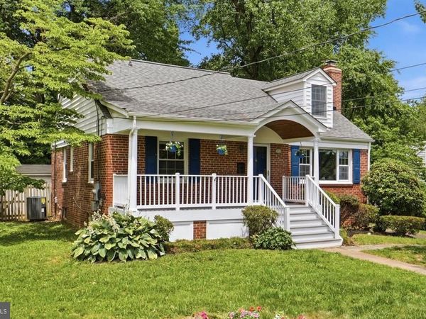 1904 POOLE LANE, MCLEAN, VA 22101