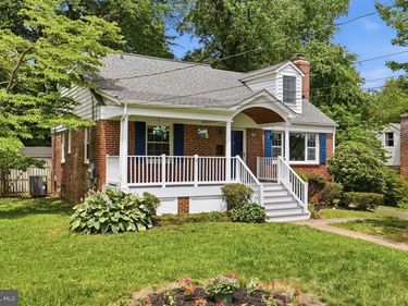 1904 POOLE LANE, MCLEAN, VA 22101