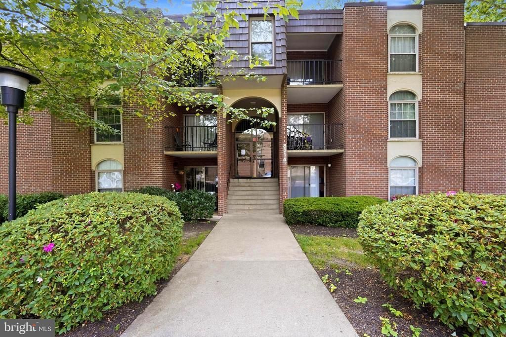 8314 Tobin Road , Unit T3, Annandale, VA 22003 Main Photo