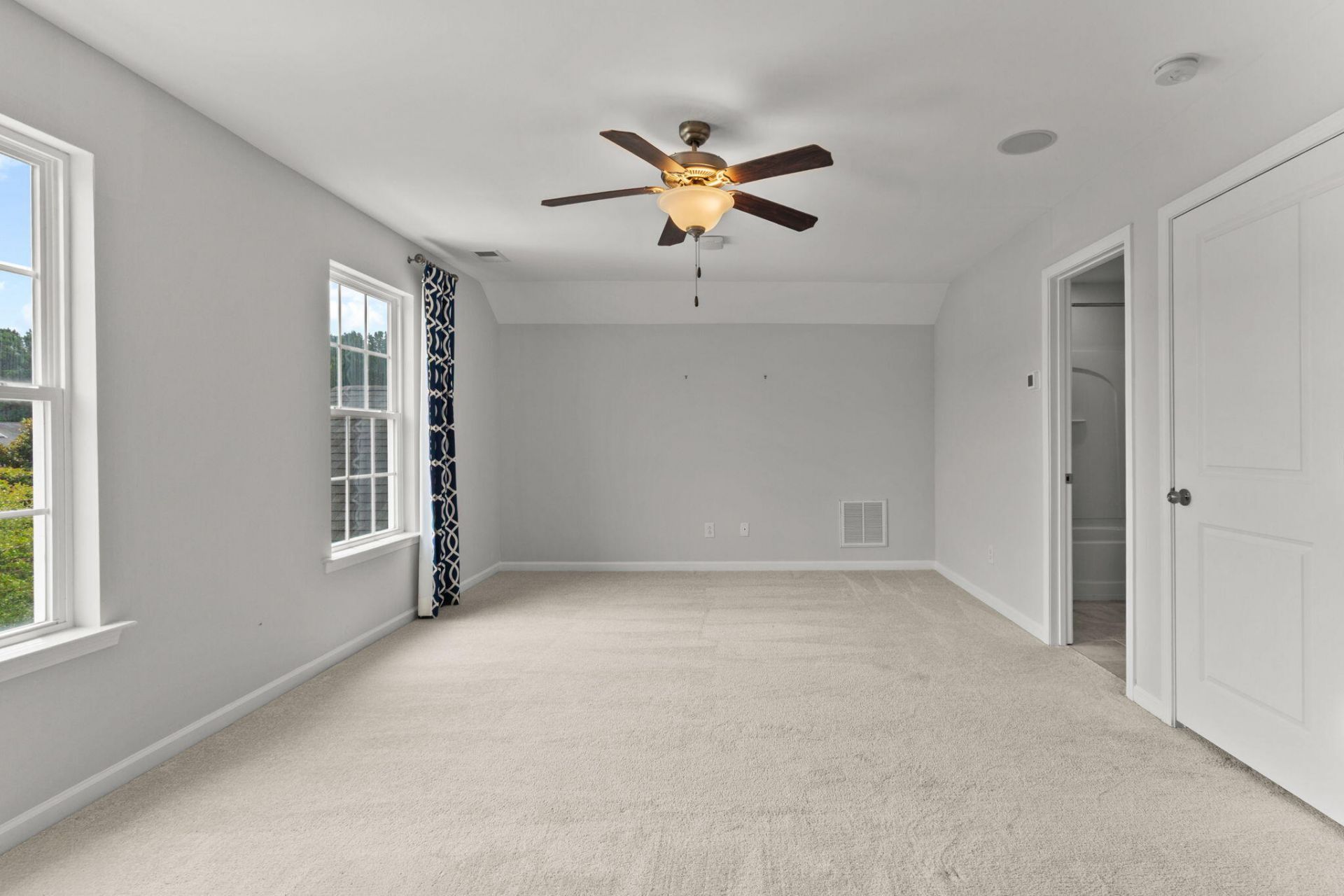 117 Lindera Preserve Boulevard Photo 22