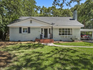1846 Capri Drive, Charleston, SC 29407