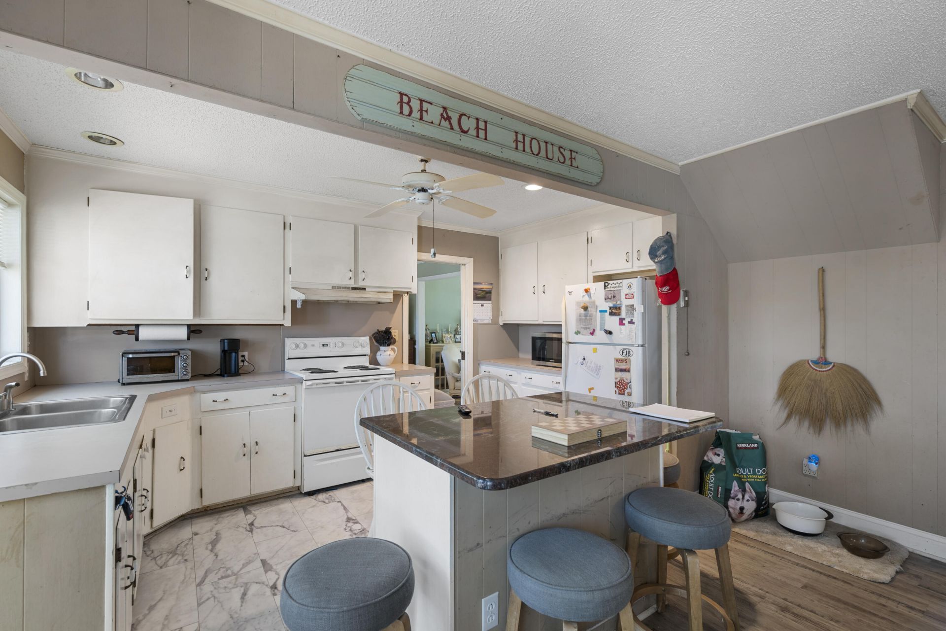 1846 Capri Drive Photo 10