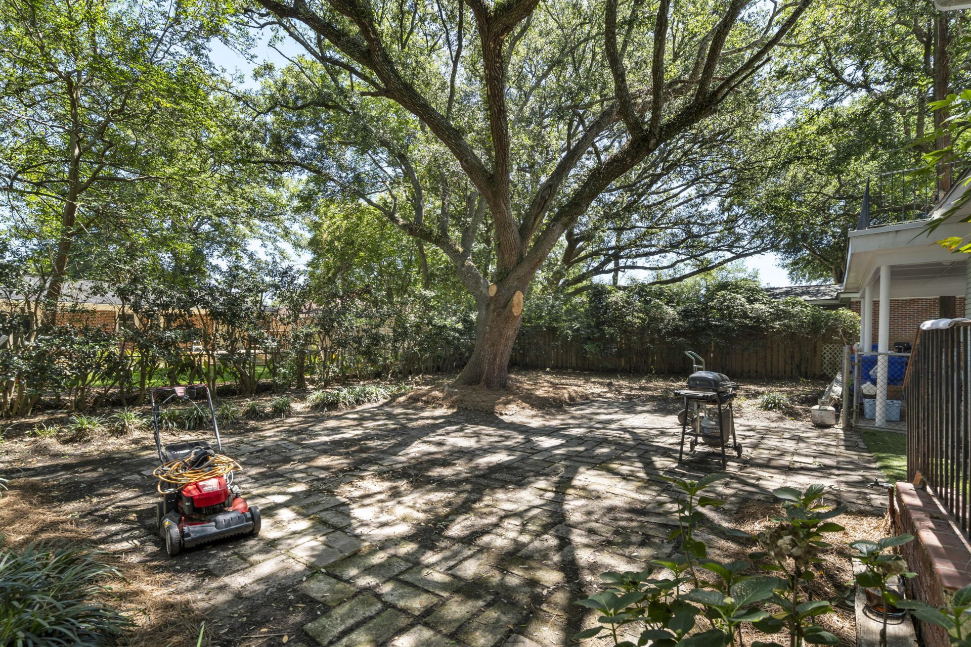 1846 Capri Drive Photo 18
