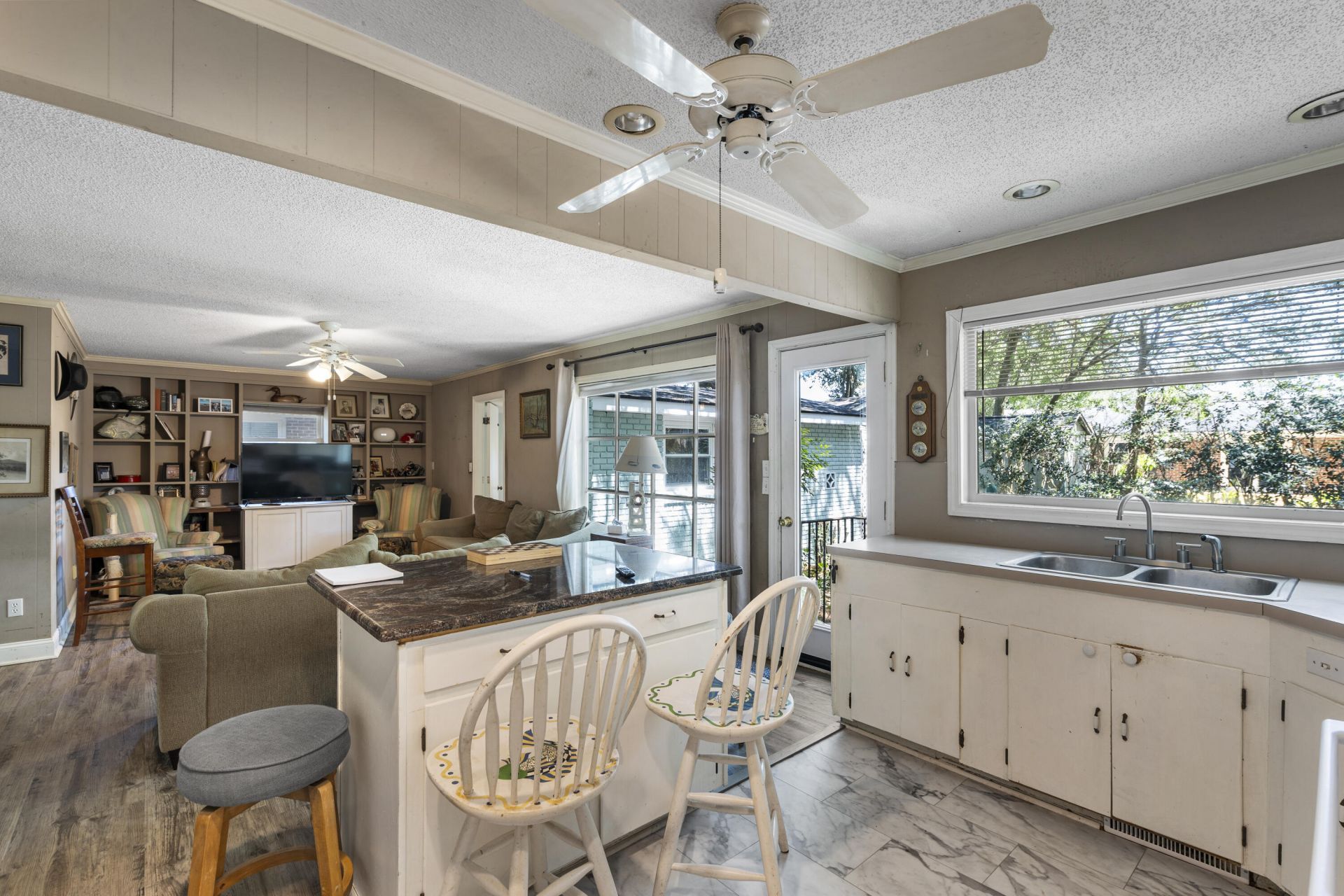 1846 Capri Drive Photo 8