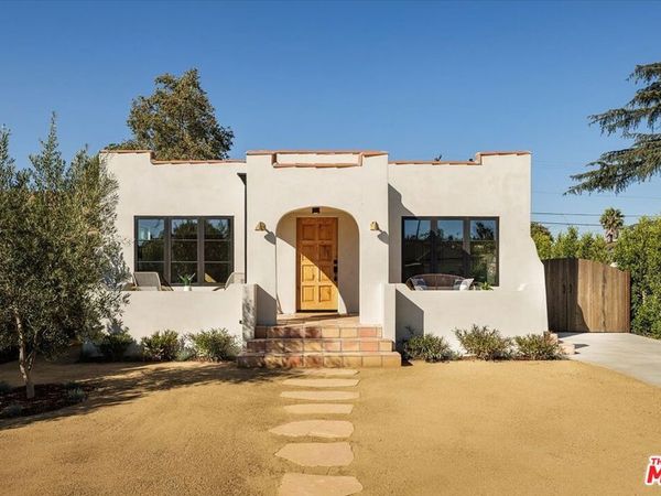 3169 Garden Avenue, Los Angeles, CA 90039