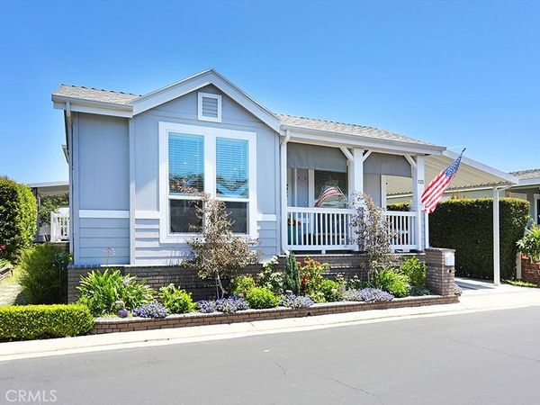 121 Estrella, Tustin, CA 92780