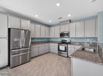 731 Roberts Creek Drive, Dayton, NV 89403 Photo